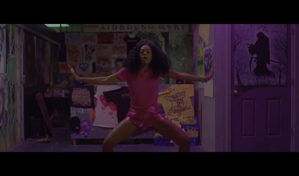 Solange-Lovers-in-the-Parking-Lot-Music-Video
